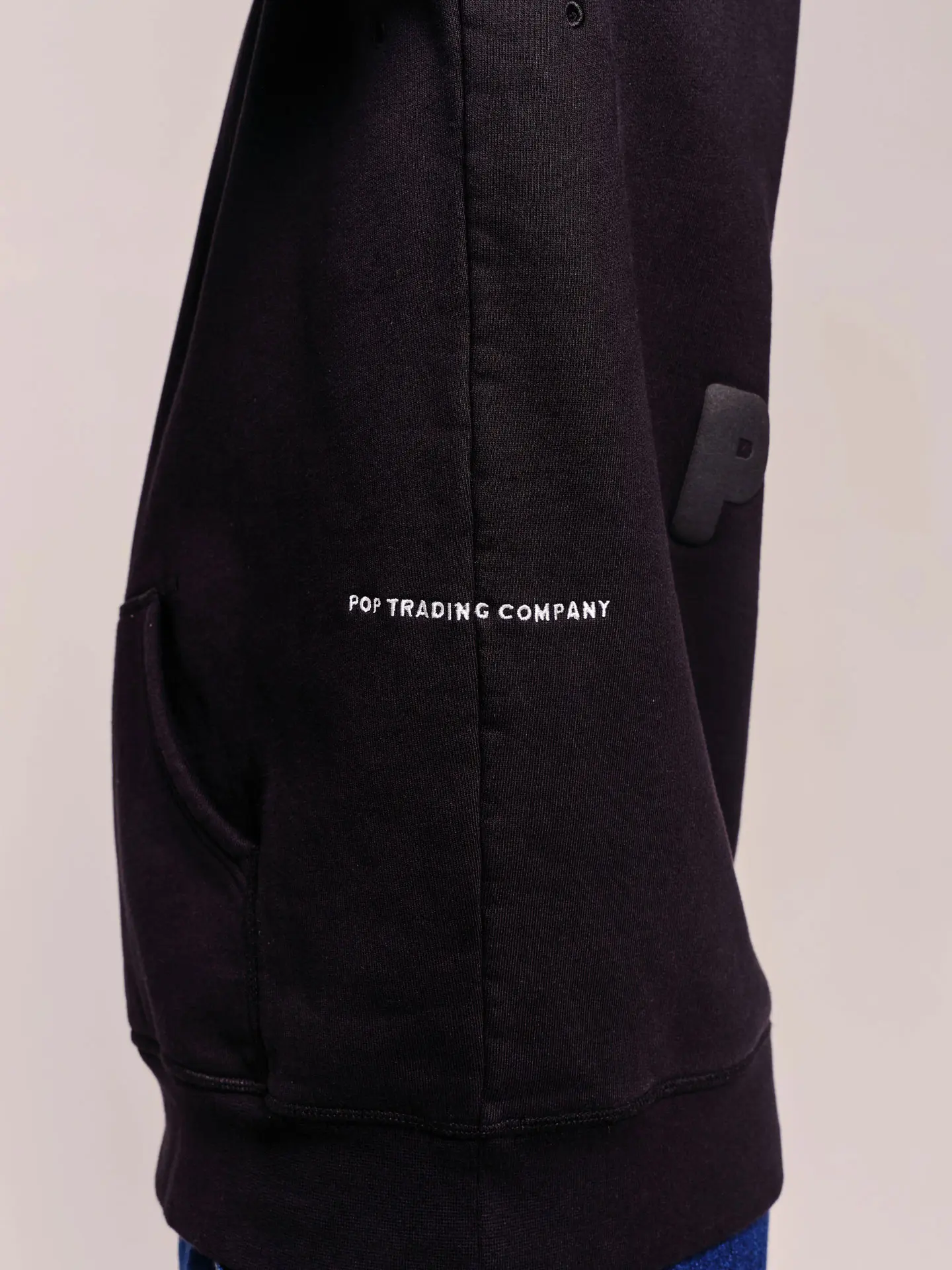 Толстовка Pop Trading Company puffed logo hooded sweat 