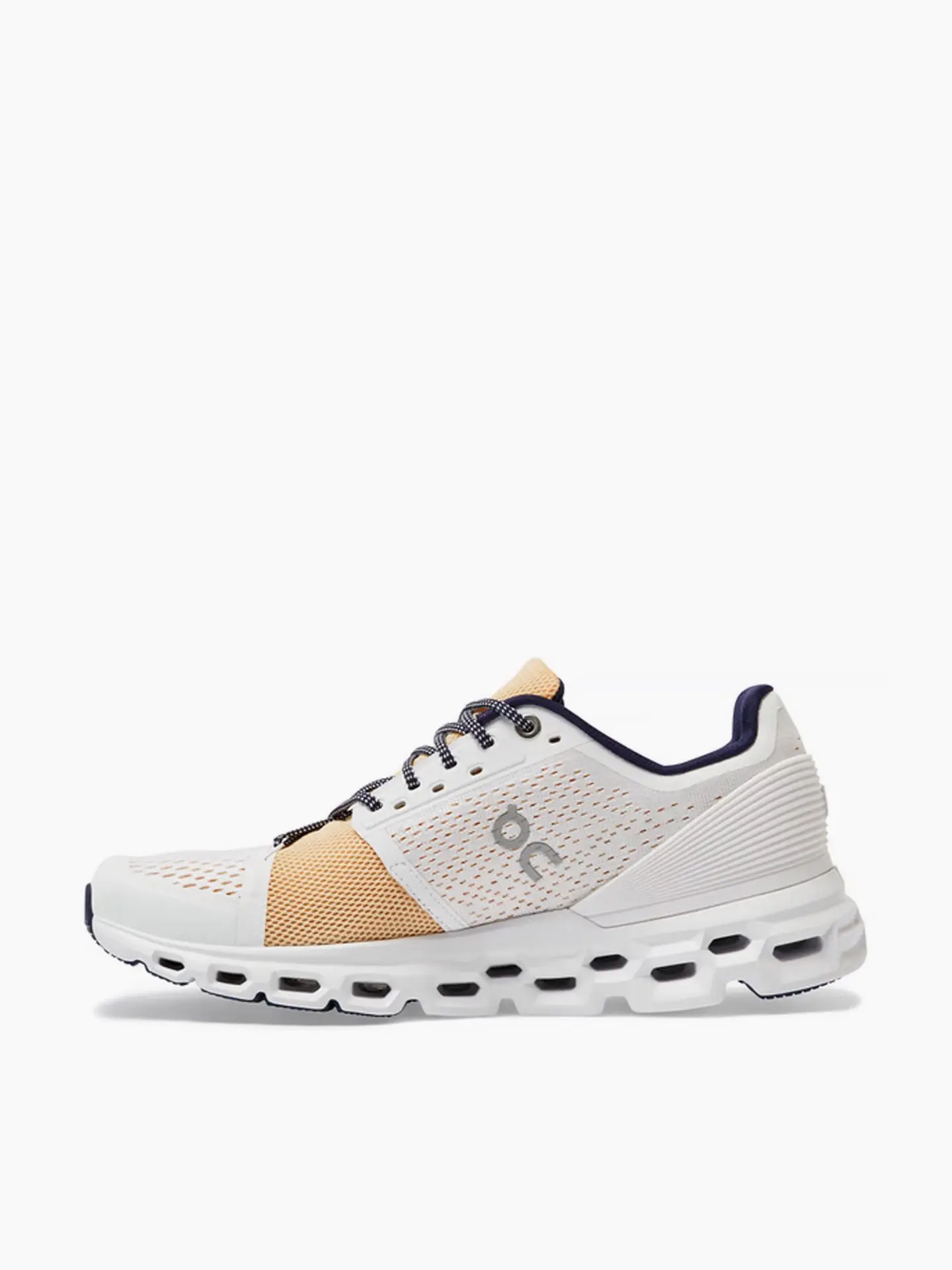 Кроссовки On Running Cloudstratus 1 White/Almond