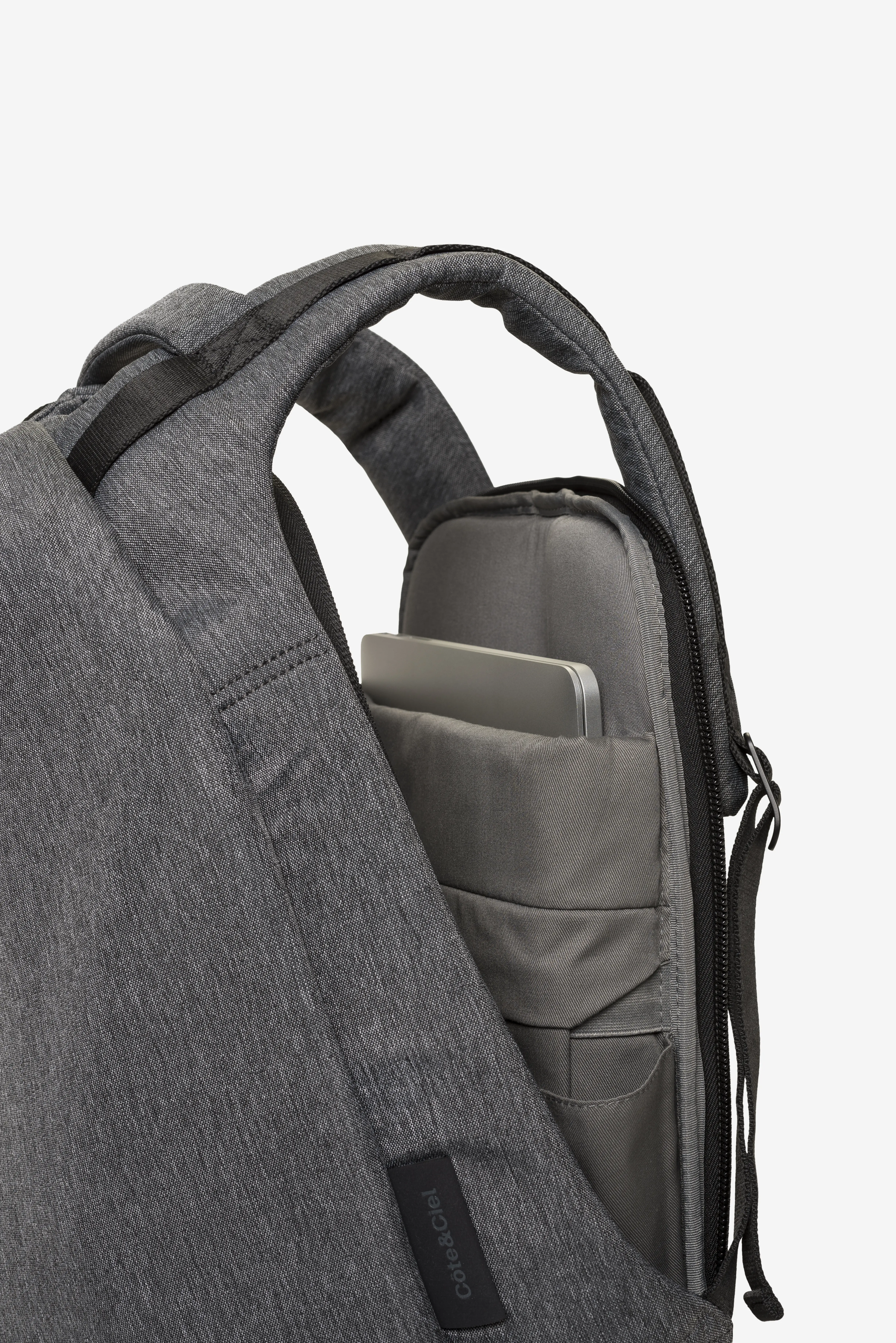 Рюкзак Cote&Ciel Isar Medium EcoYarn Black