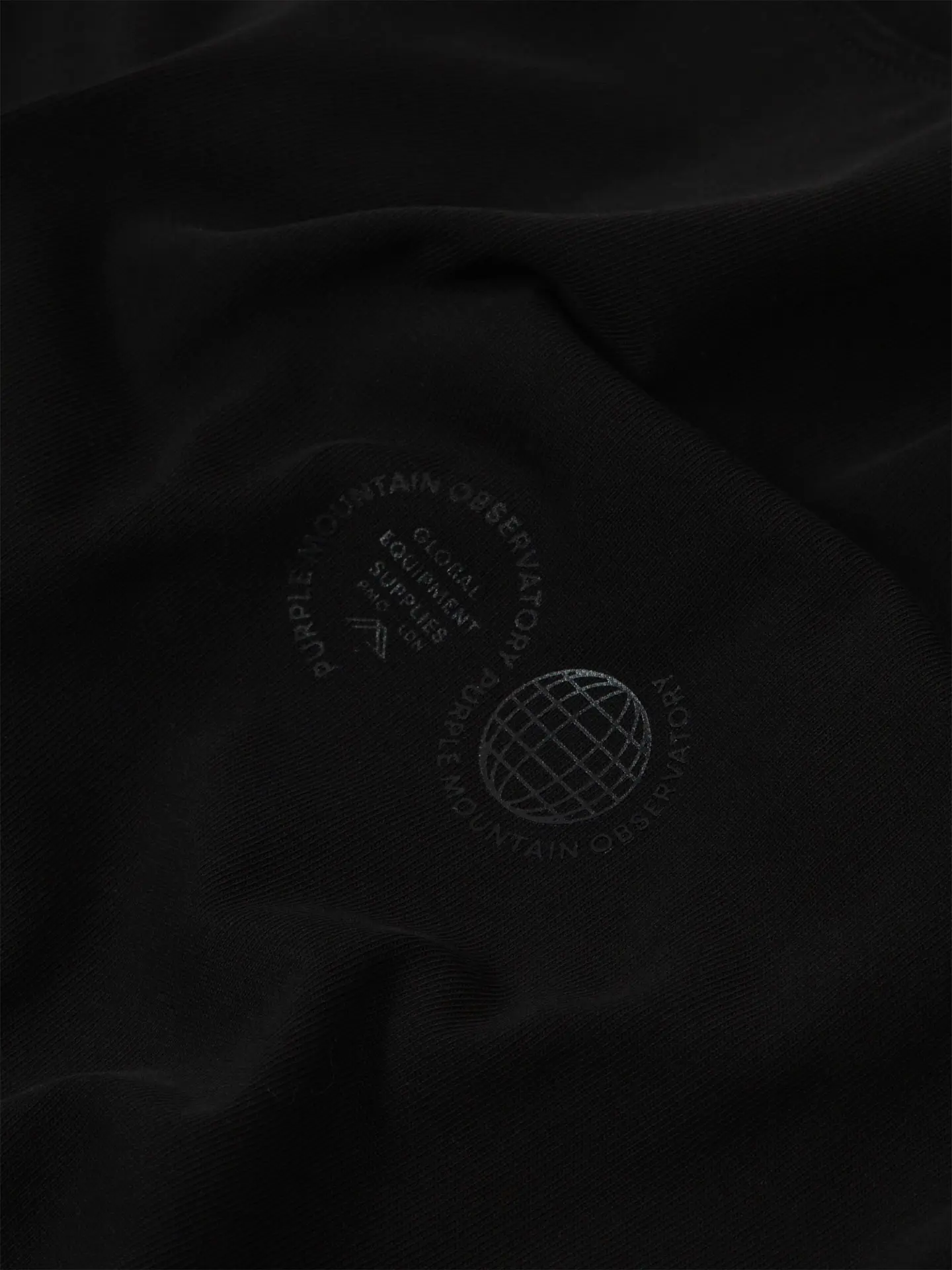 Футболка Purple Mountain Observatory TONAL LOGO SS TEE, цвет Черный