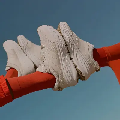 Hoka One One