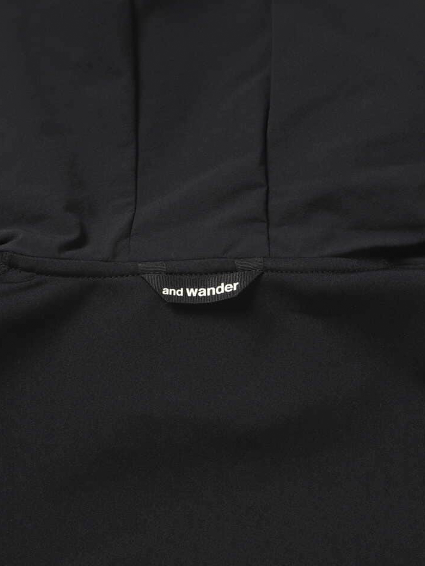 Толстовка And Wander Hybrid warm pocket hoodie blk